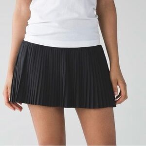 Lululemon Pleat To Street Skirt II Black Size 6